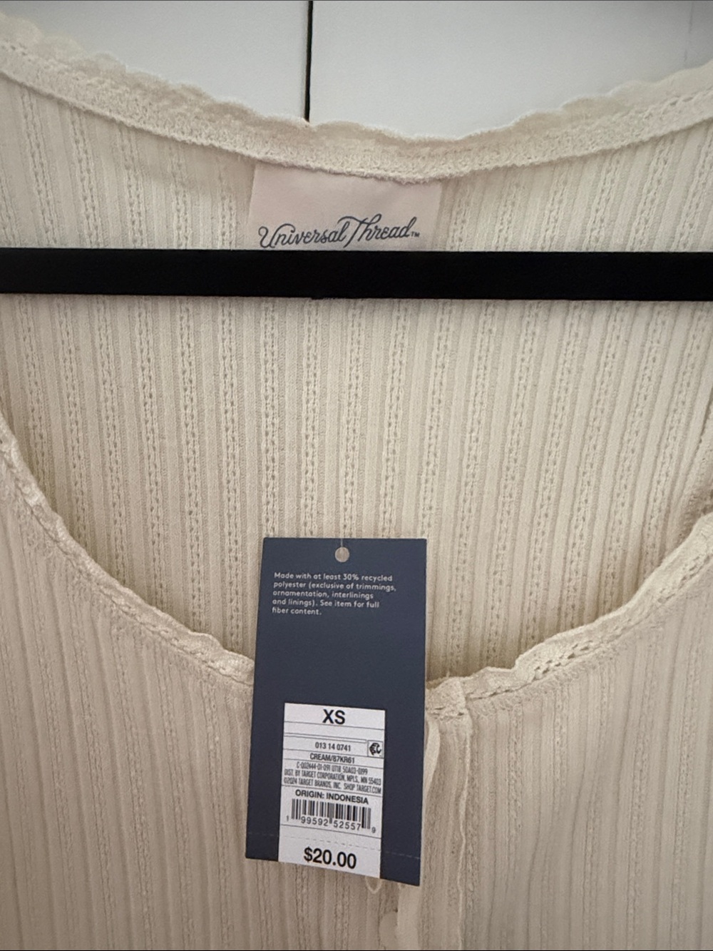 Women’s Cream Ribbed Button-Front Tank Top - Picture 2 of 3